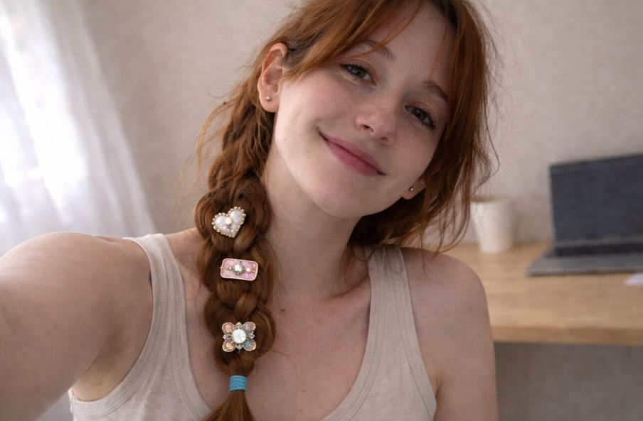 Les barrettes coréennes de retour en tendance pour 2025