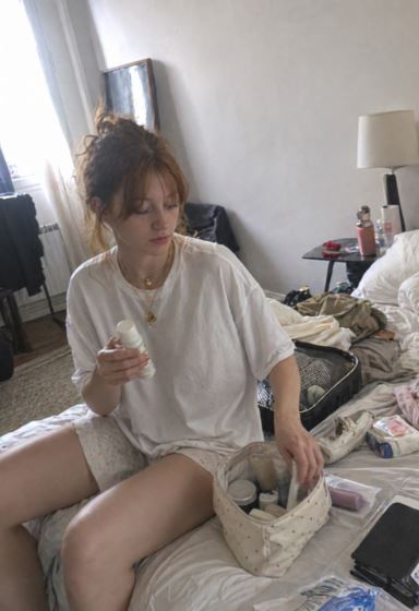 préparer trousse k beauty voyage routine skincare coréenne valise produits soins visage organisation voyage